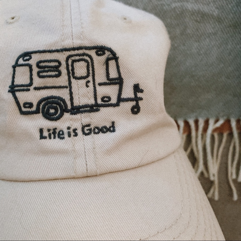 Life is Good hat